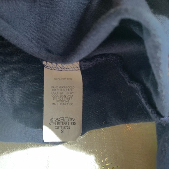 Pacific Coast cropped long sleeve shirt - Picture 5 of 5